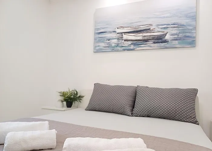 Sun & Sea بيت ضيافة 3*